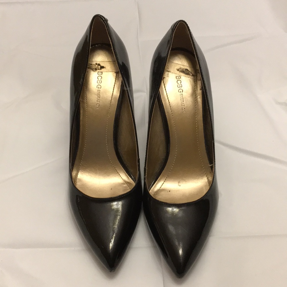 BCBG Glossy heels